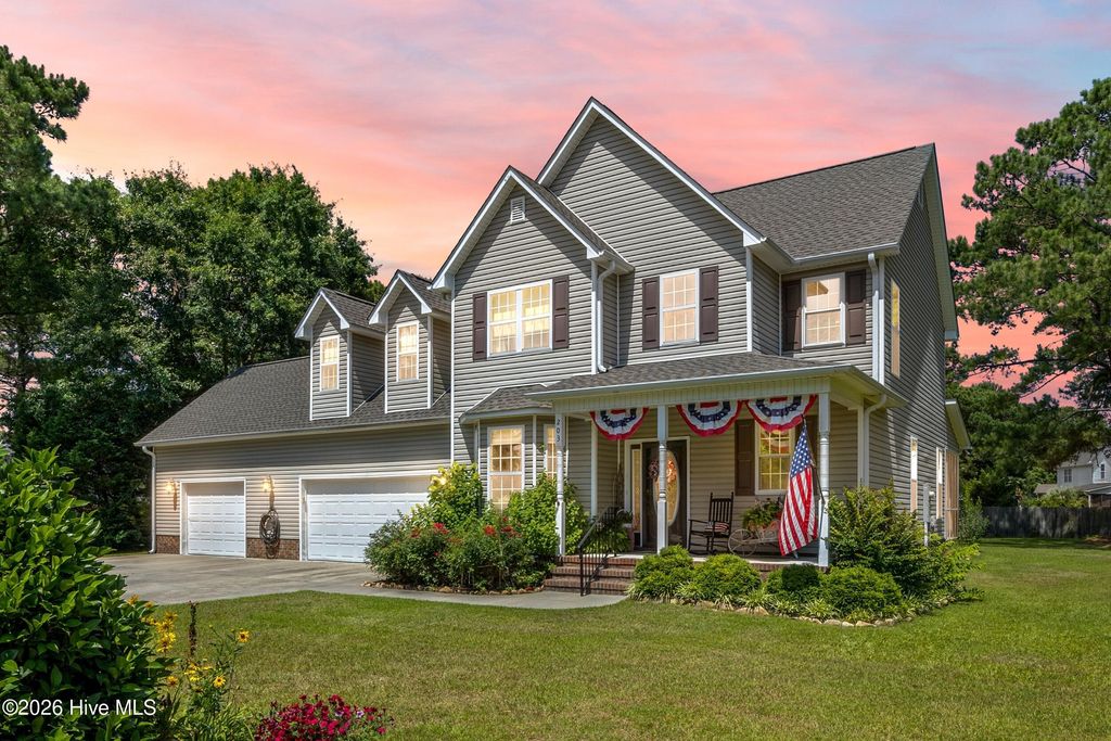 Photo of 203 Skimmer Circle, Sneads Ferry, NC 28460 (MLS # 100584313)