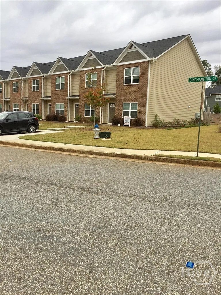 Photo of 1010 Binghampton Circle, Bogart, GA 30622 (MLS # CL364884)