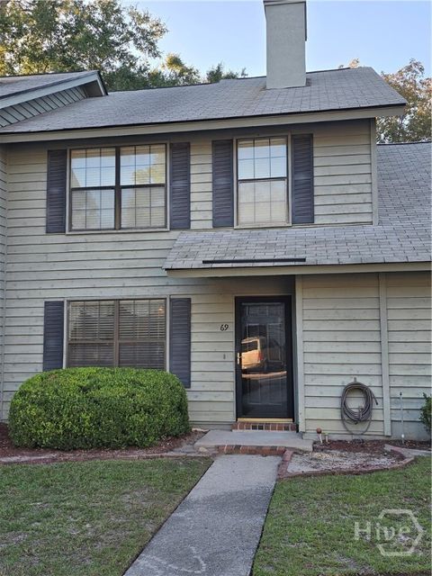 Townhouse For Sale - 69 Hidden Lake Court<br/> Savannah, GA 31419