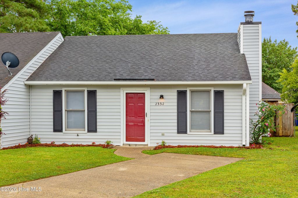 Photo of 2332 Villa Drive, Kinston, NC 28504 (MLS # 100571701)