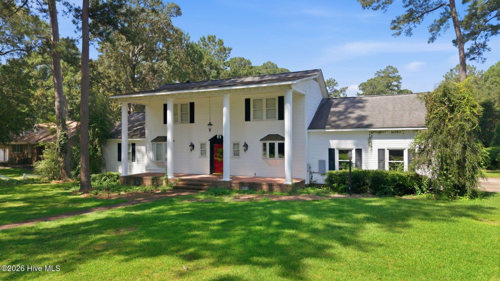 Photo of 114 N Reed Drive, Washington, NC 27889 (MLS # 100597449)