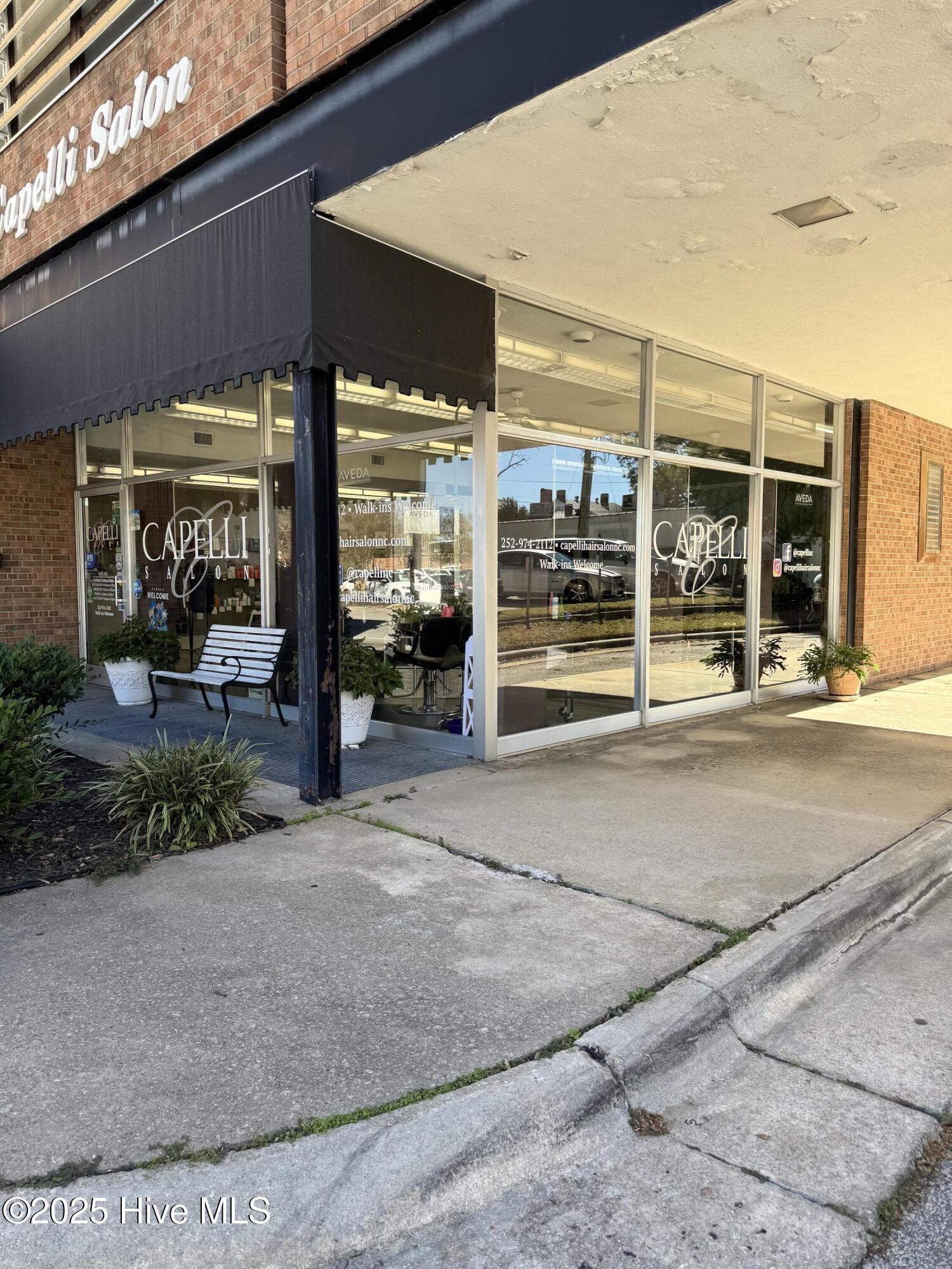 211 N Market Street