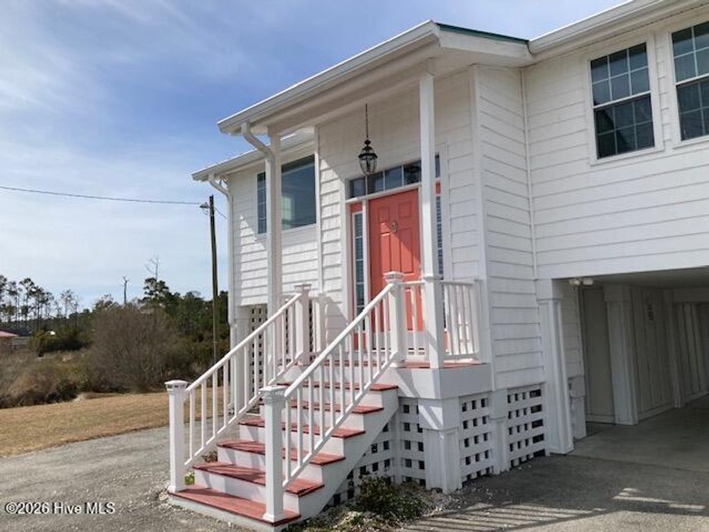Photo of 2917 Highway 70, Beaufort, NC 28516 (MLS # 100555888)