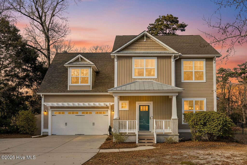 Photo of 1727 Sloop Point Loop Road, Hampstead, NC 28443 (MLS # 100549493)