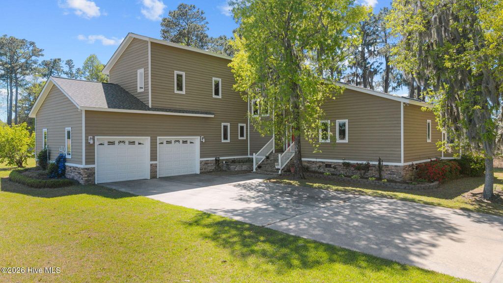 Photo of 179 Stephen Way, Belhaven, NC 27810 (MLS # 100567379)