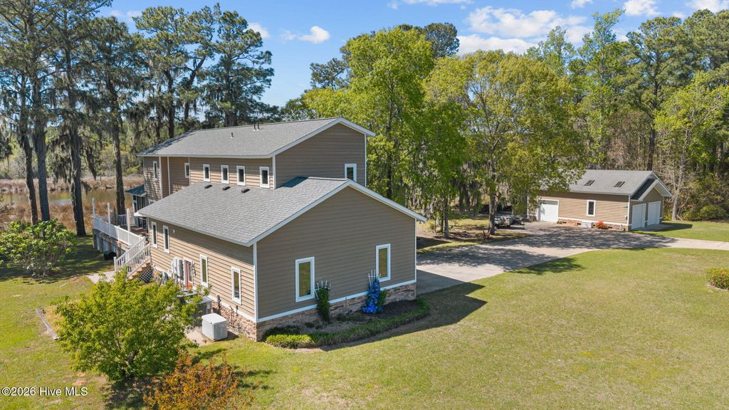 Photo of 179 Stephen Way, Belhaven, NC 27810 (MLS # 100567379)