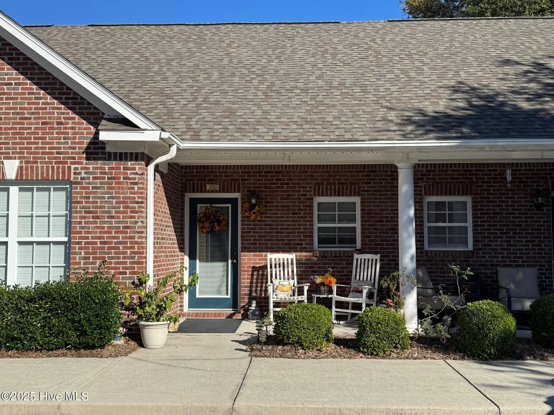 206 Hibiscus Way