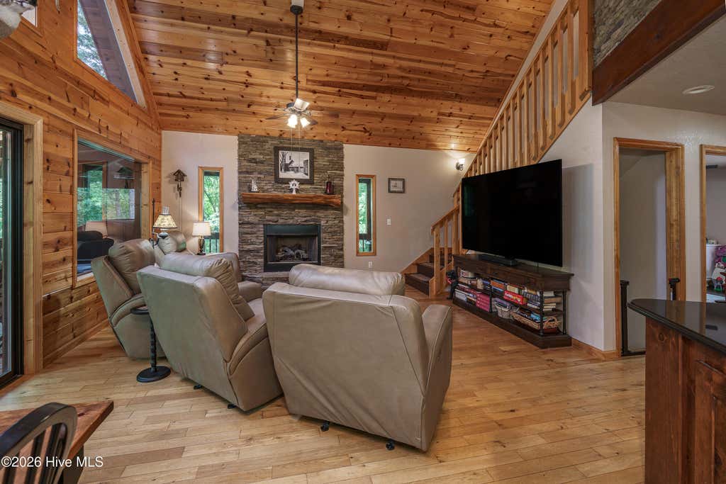 Photo of 70 Snipe Lane, Murphy, NC 28906 (MLS # 100596514)