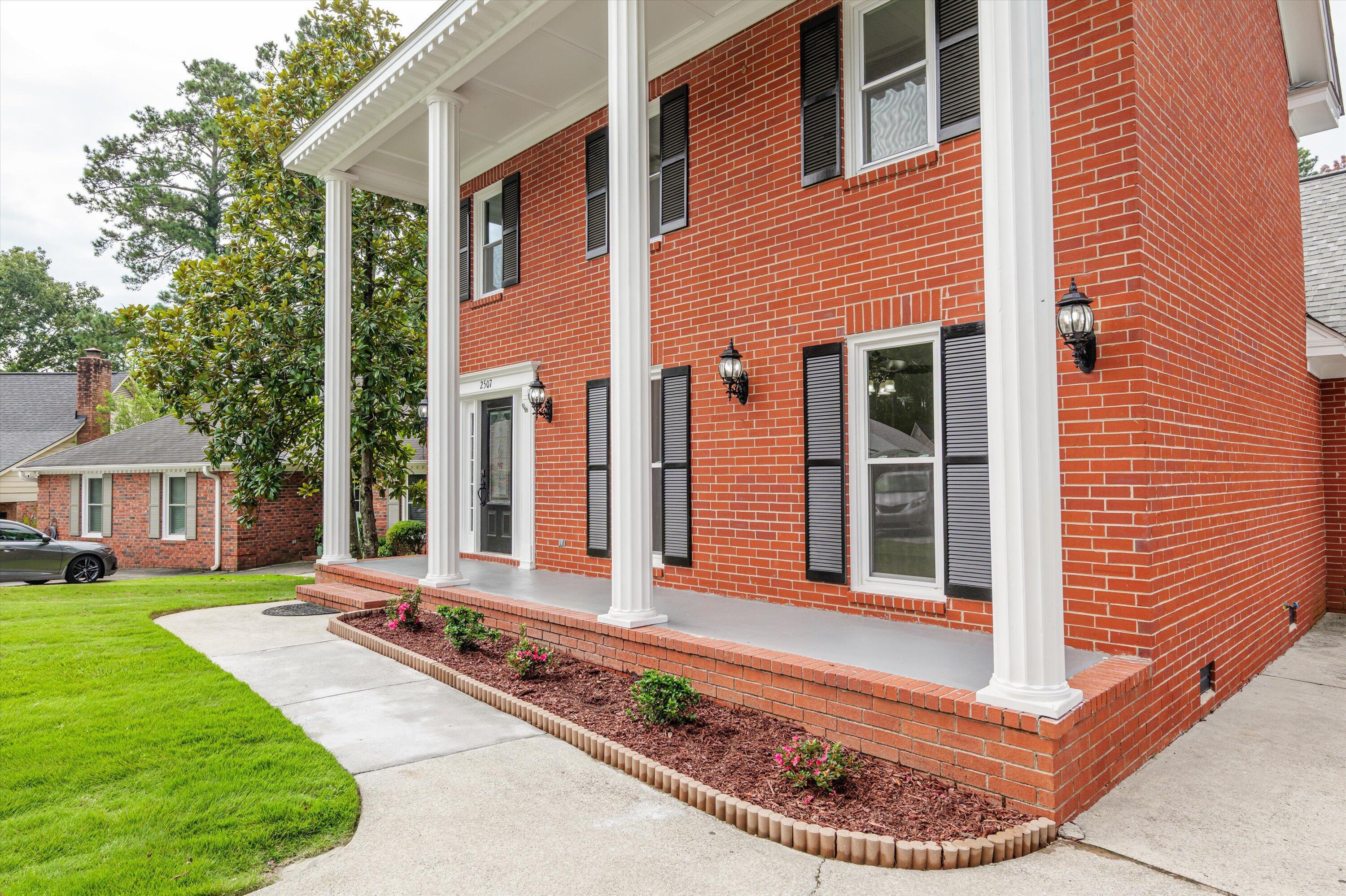 2507 Pinebluff Court