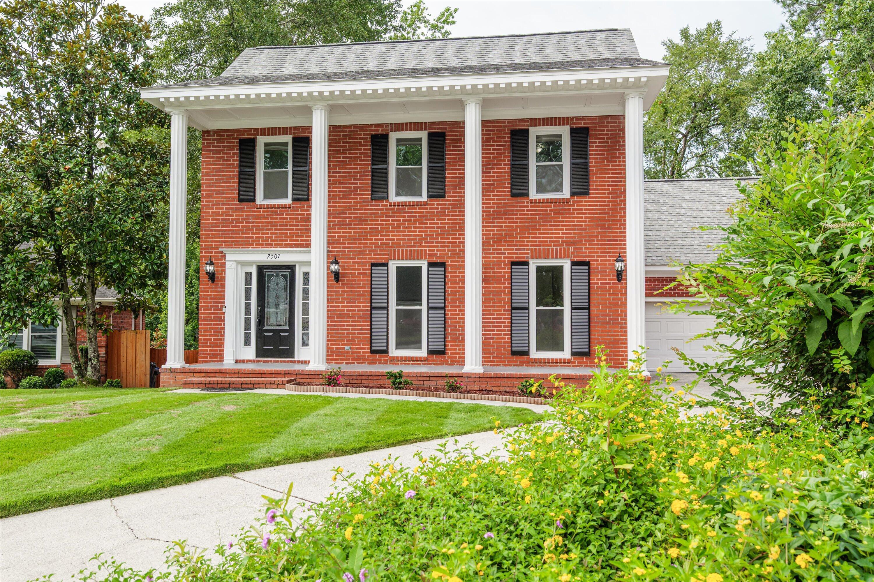 2507 Pinebluff Court