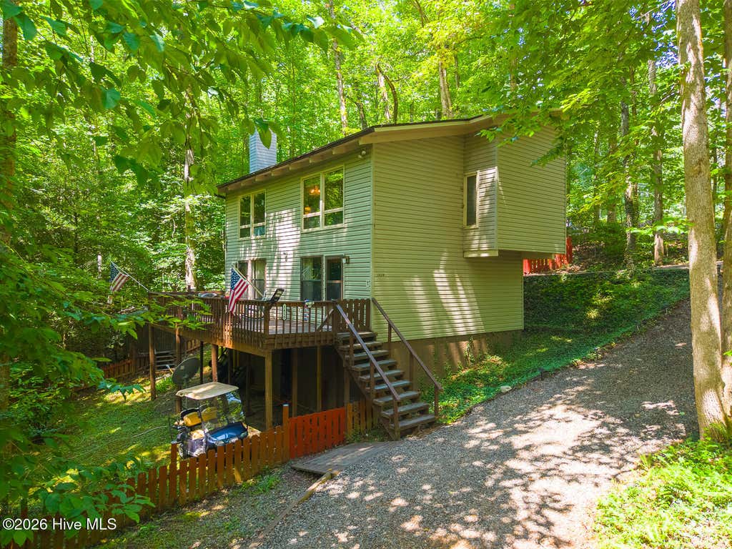 Photo of 1410 Village Road, Murphy, NC 28906 (MLS # 100597380)
