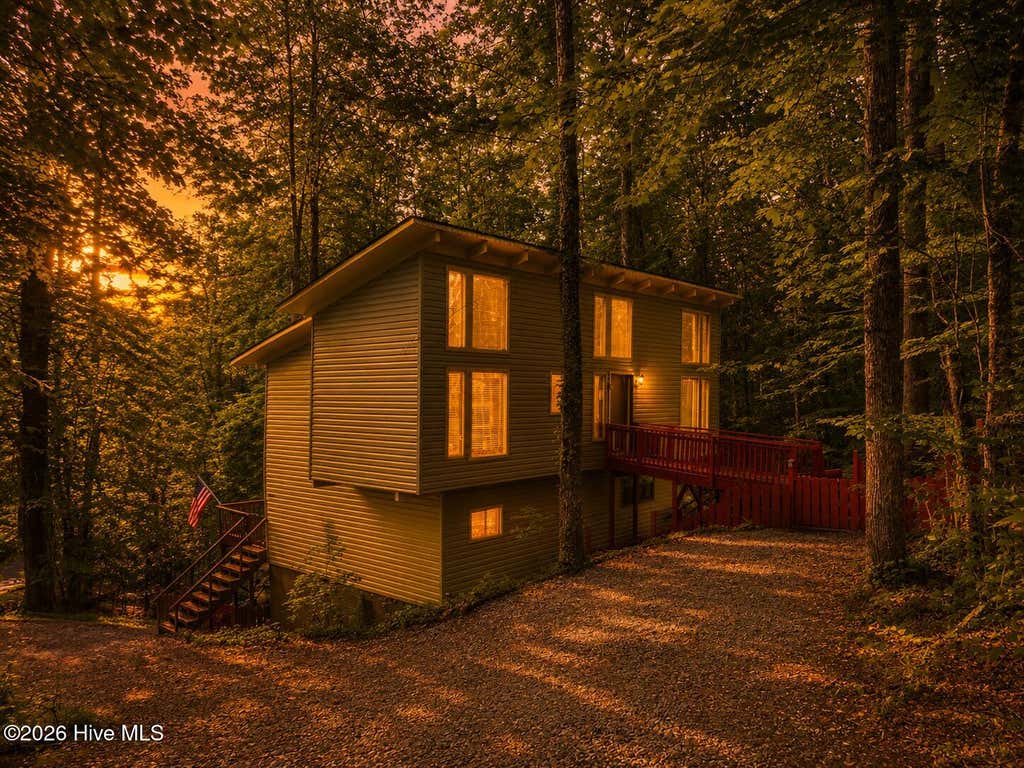 Photo of 1410 Village Road, Murphy, NC 28906 (MLS # 100597380)