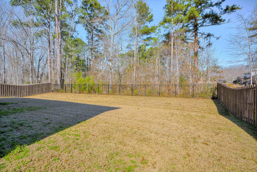Photo of 565 River Oaks Lane, Evans, GA 30809 (MLS # 550968)