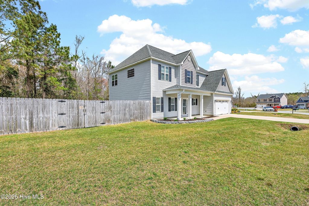 Photo of 723 Kiwi Stone Circle, Jacksonville, NC 28546 (MLS # 100561863)