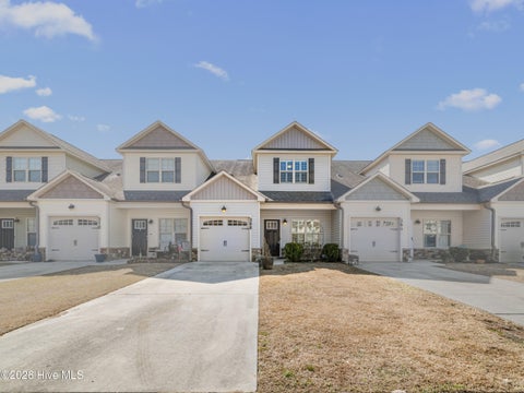 Townhouse For Rent - 308 Winstead Loop<br/> Onslow County, Richlands, NC 28574