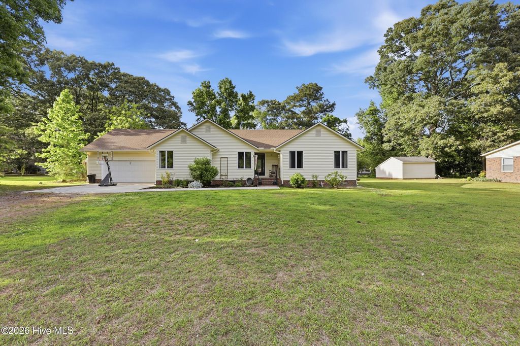 Photo of 935 Soundside Road, Edenton, NC 27932 (MLS # 100574726)