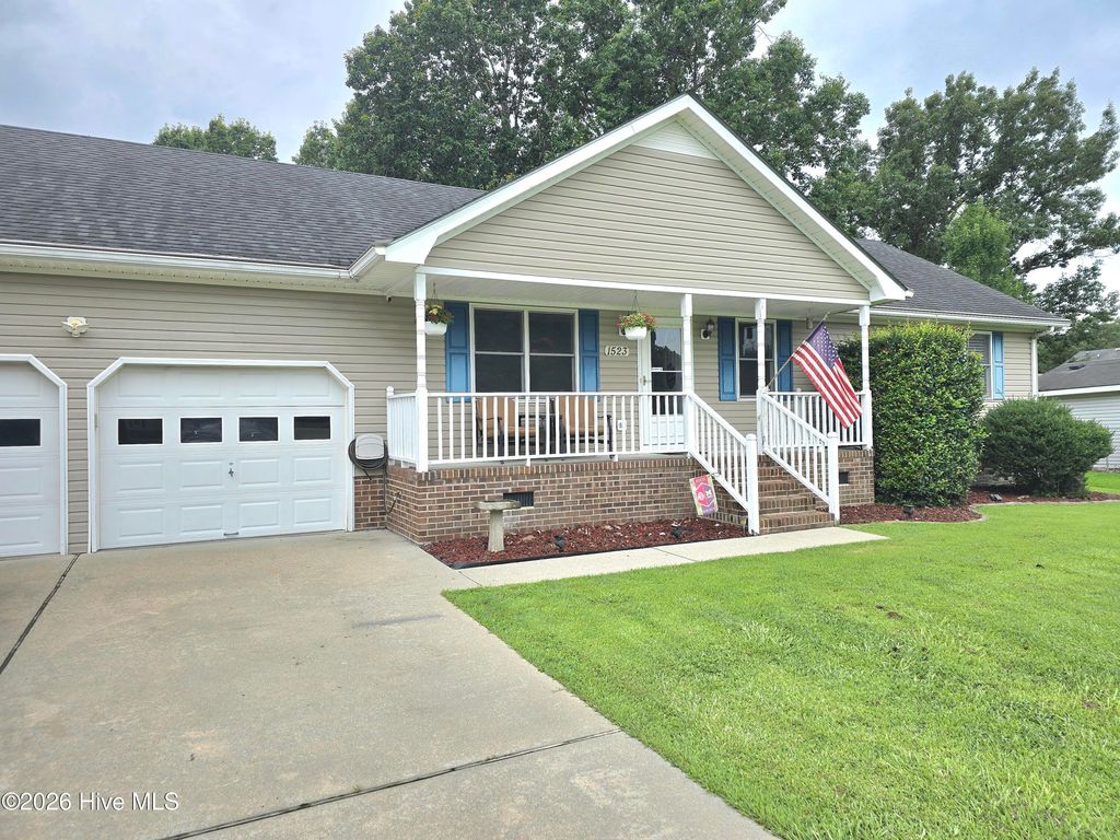 Photo of 1523 Brumsey Drive, Elizabeth City, NC 27909 (MLS # 100589015)