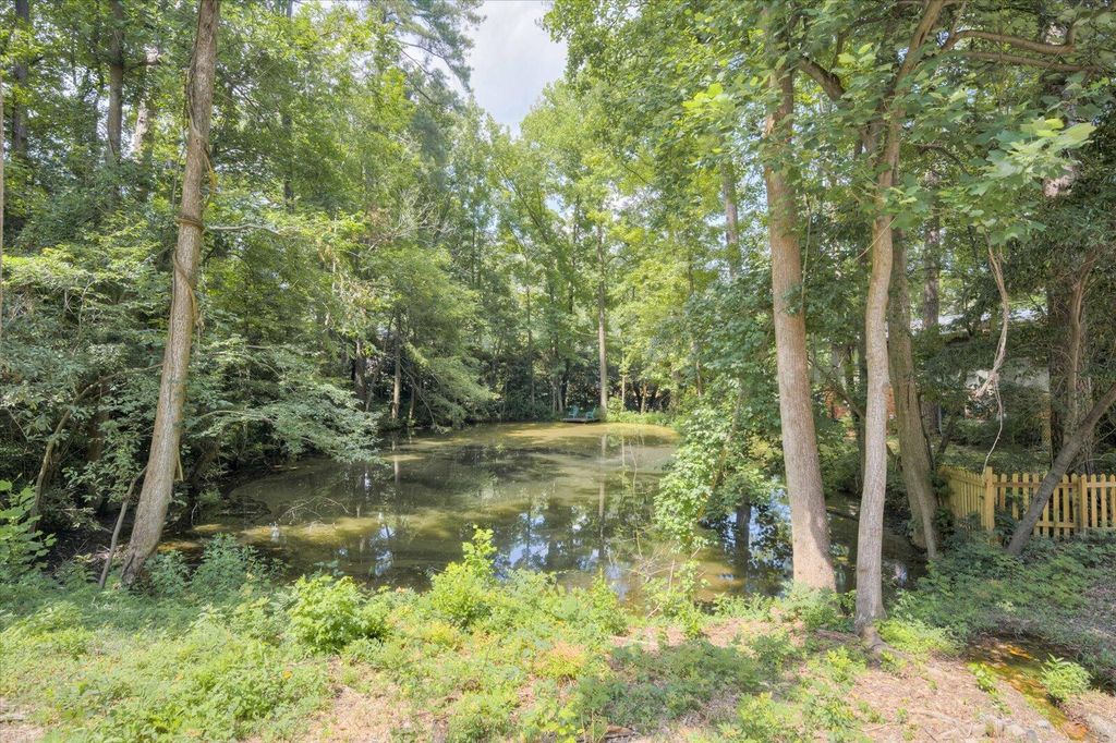 Photo of 2221 EDGEWOOD Drive, Augusta, GA 30904 (MLS # 540144)