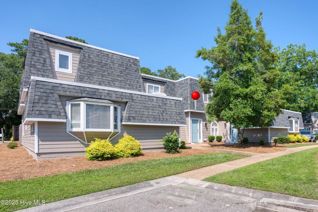 Photo of 6328 Wrightsville Avenue #Apt G2, Wilmington, NC 28403 (MLS # 100518952)