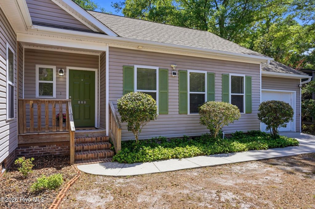 Photo of 410 Ridge Road, Wilmington, NC 28412 (MLS # 100569296)