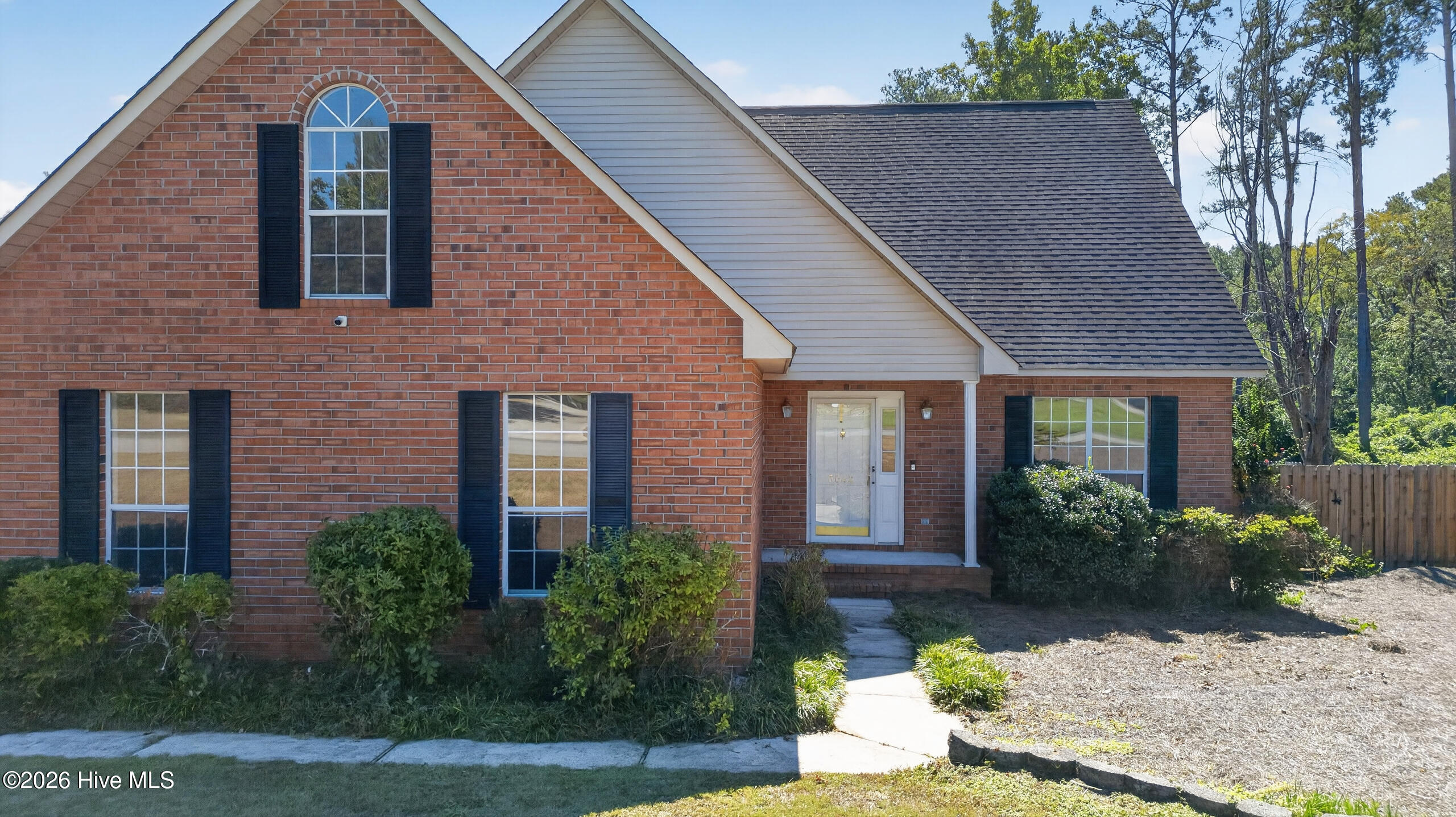 3042 Maplewood Drive