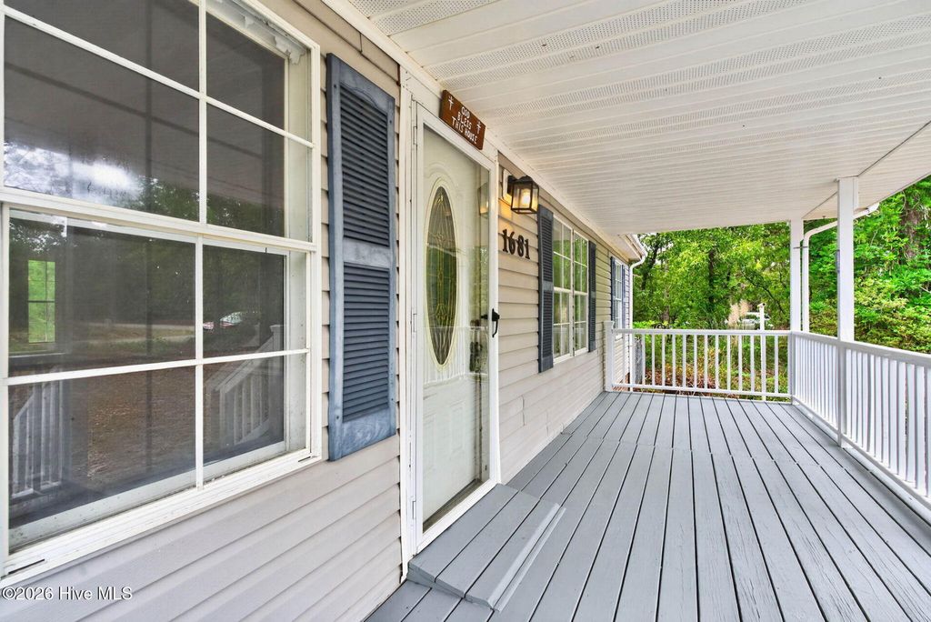 Photo of 1681 Navaho Road, Southport, NC 28461 (MLS # 100573330)