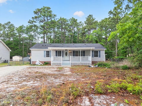 Mobile Home For Sale - 1681 Navaho Road<br/> Southport, NC 28461
