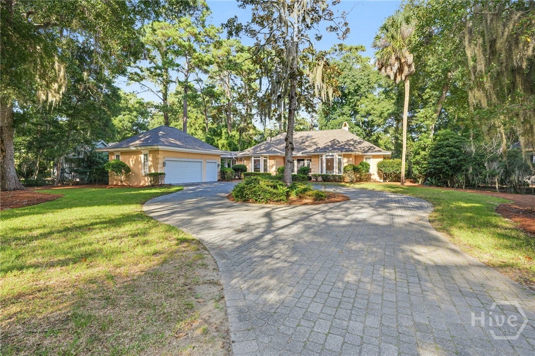 7 Prestbury Lane