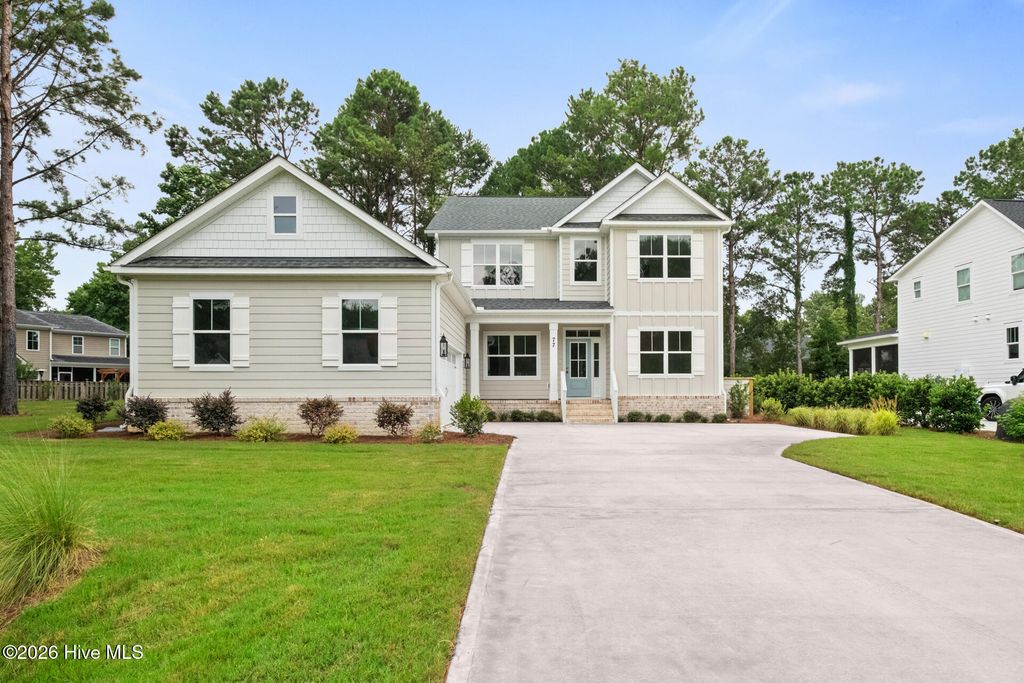 Photo of 77 Iris Way, Hampstead, NC 28443 (MLS # 100590928)