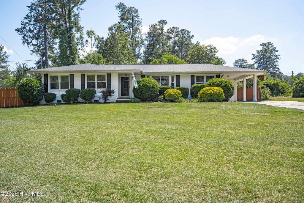 Photo of 2902 Mayfair Road, Augusta, GA 30909 (MLS # 100575682)