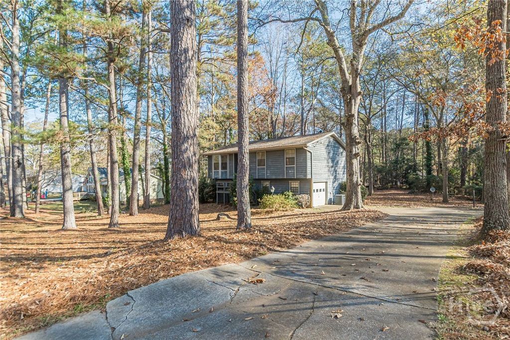Photo of 1767 Little Fawn Trail NW, Conyers, GA 30012 (MLS # CL348944)