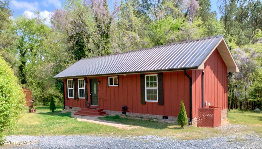 Photo of 511 Dowd Road, Carthage, NC 28327 (MLS # 100564926)