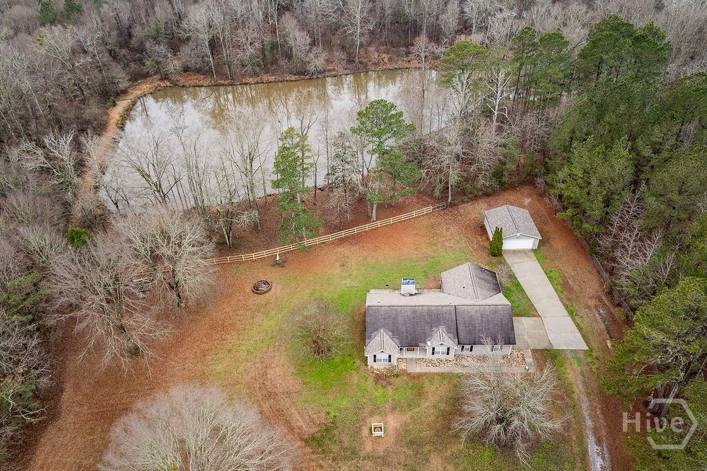 Photo of 142 Meadow Lakes Drive, Lexington, GA 30648 (MLS # CL347798)
