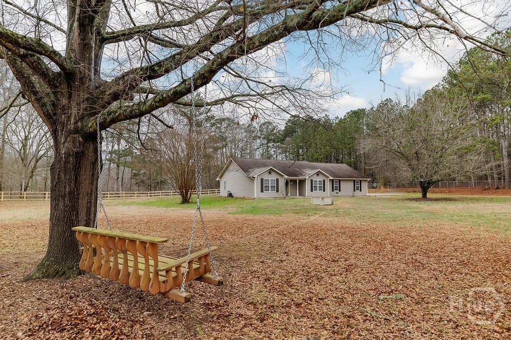 Photo of 142 Meadow Lakes Drive, Lexington, GA 30648 (MLS # CL347798)
