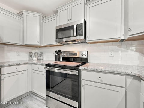 Tiny photo for 819 Cooke Drive, Hubert, NC 28539 (MLS # 100610812)