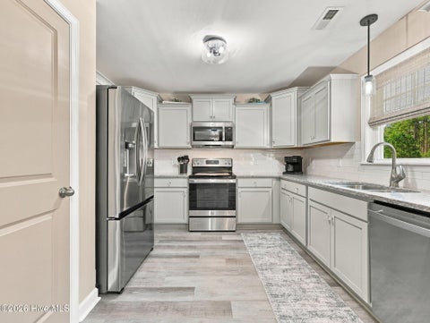 Tiny photo for 819 Cooke Drive, Hubert, NC 28539 (MLS # 100610812)