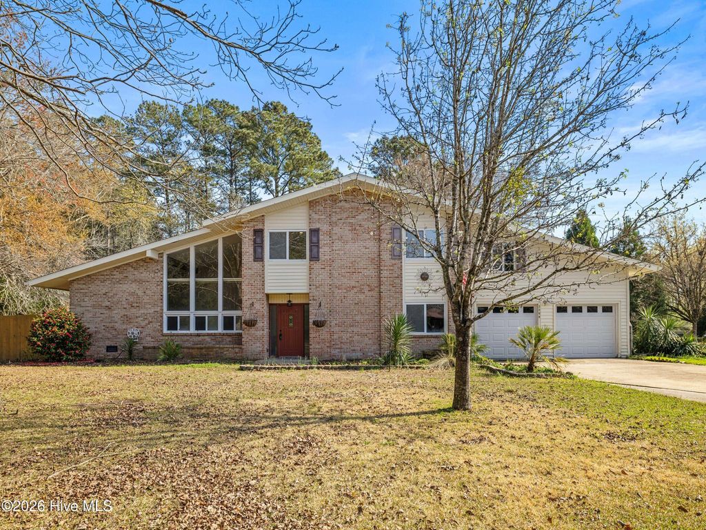 Photo of 2200 Colony Plaza, Jacksonville, NC 28546 (MLS # 100561743)