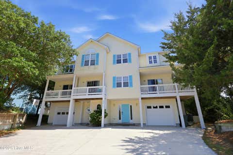 Townhouse For Sale - 9911 Chrissie Wright Court #WEST<br/> Emerald Isle, NC 28594