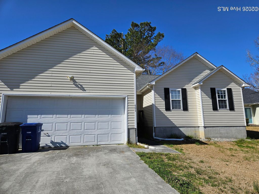 Photo of 403 Somerset Cove, Jacksonville, NC 28546 (MLS # 100553787)