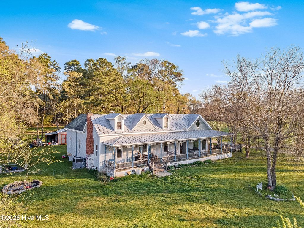 Photo of 295 Henry Dunn Pickett Road, Beulaville, NC 28518 (MLS # 100557256)