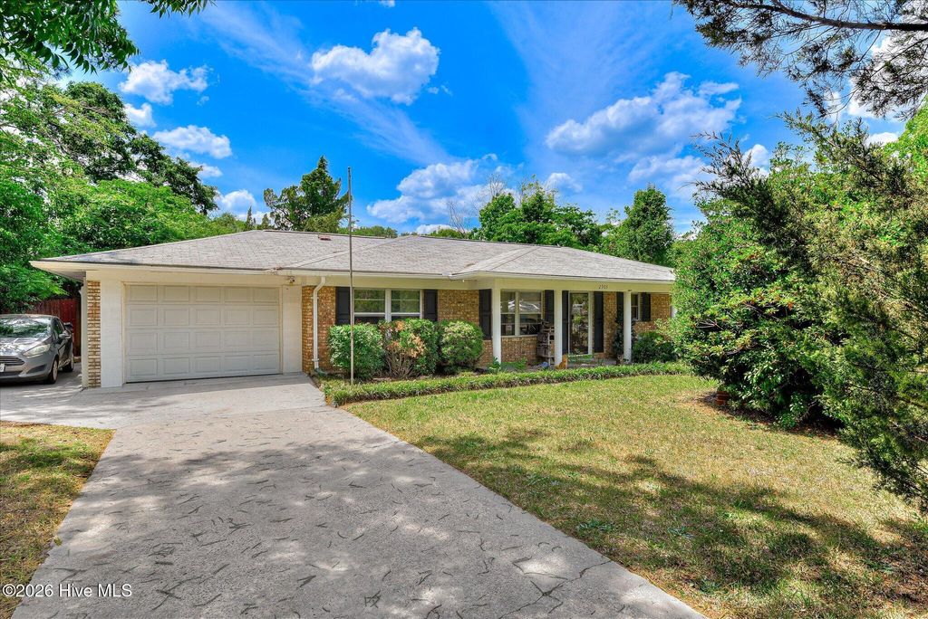 Photo of 2903 Doral Drive, Martinez, GA 30907 (MLS # 100573884)