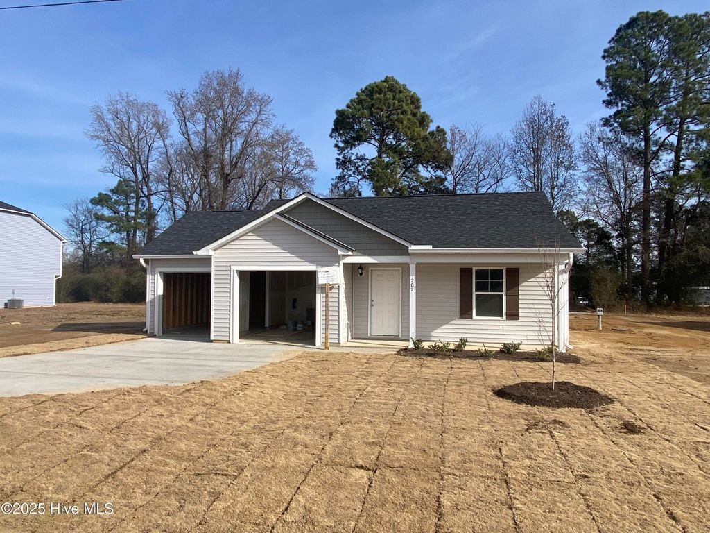 Photo of 202 Streamlet Drive, Fremont, NC 27830 (MLS # 100534611)