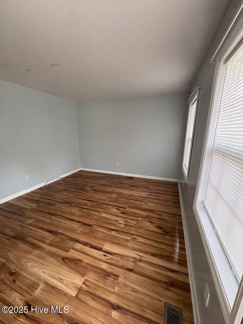 Photo of 123 Arthur Court, Jacksonville, NC 28546 (MLS # 100544195)