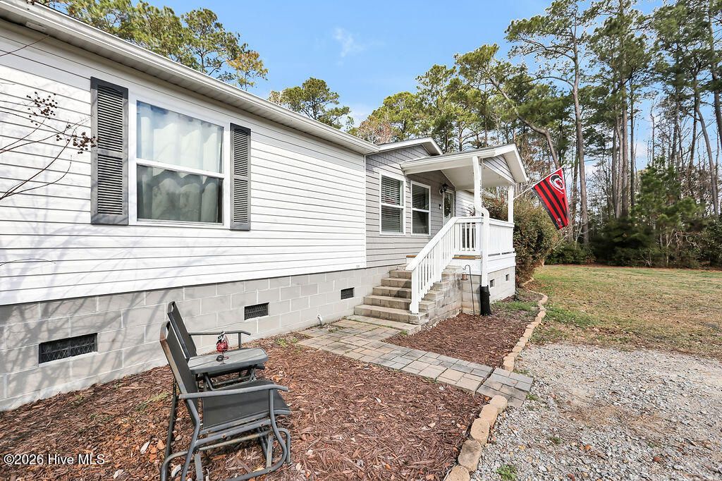 Photo of 132 Holiday Drive, Hampstead, NC 28443 (MLS # 100559324)