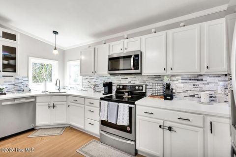 Tiny photo for 132 Holiday Drive, Hampstead, NC 28443 (MLS # 100559324)