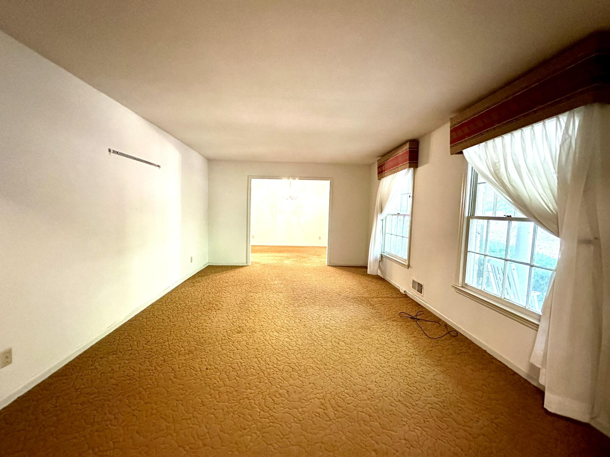 5342 Meadowlark Lane