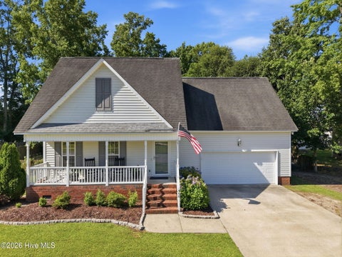 Homes For Sale - 460 Primrose Lane<br/> Winterville, NC 28590