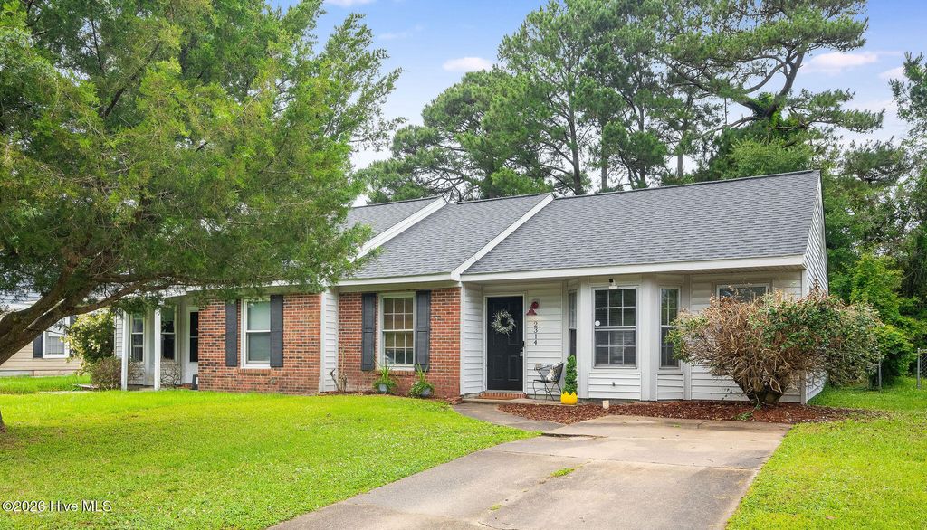 Photo of 2314 Knollwood Lane, Midway Park, NC 28544 (MLS # 100572754)