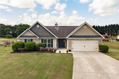 Homes For Sale - 802 Brandon Drive<br/> Winder, GA 30680