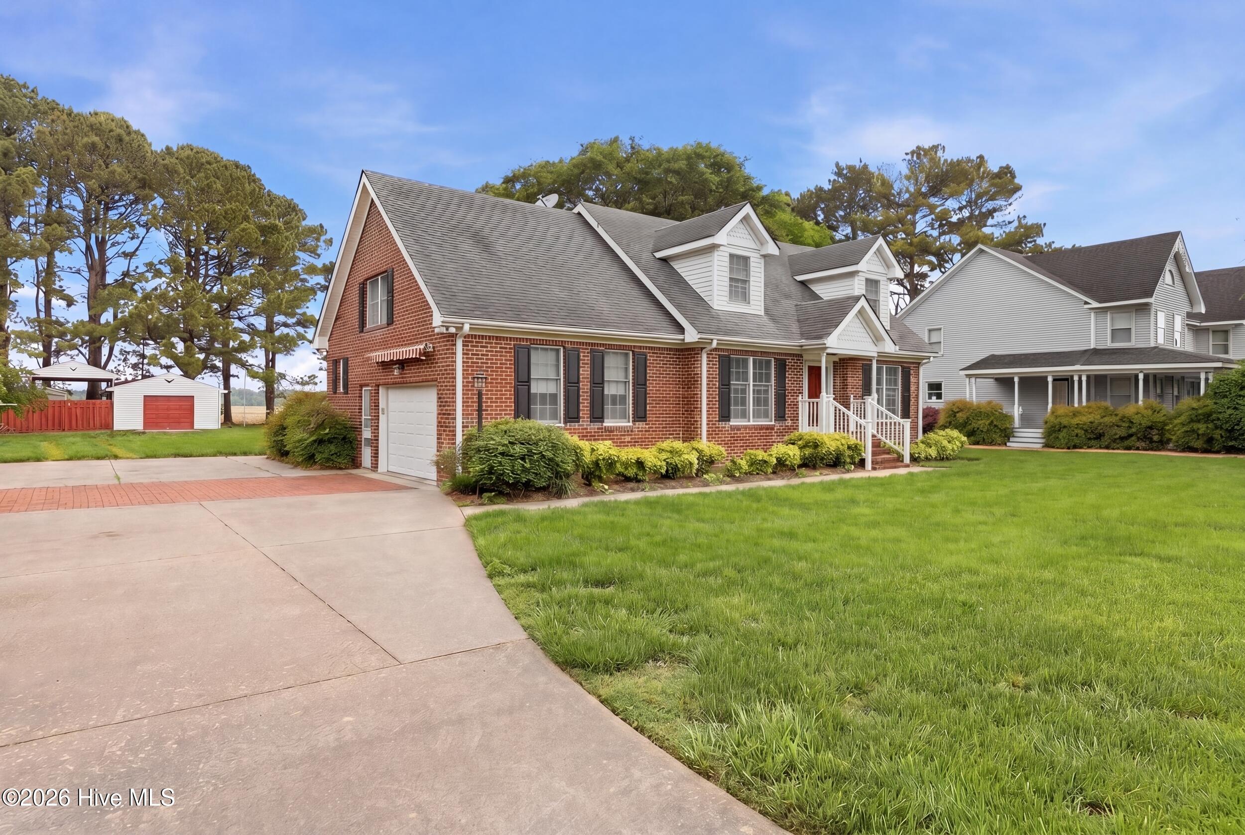 146 N Point Boulevard